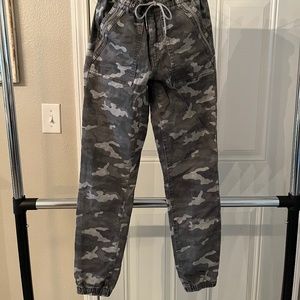 Jogger pants camo